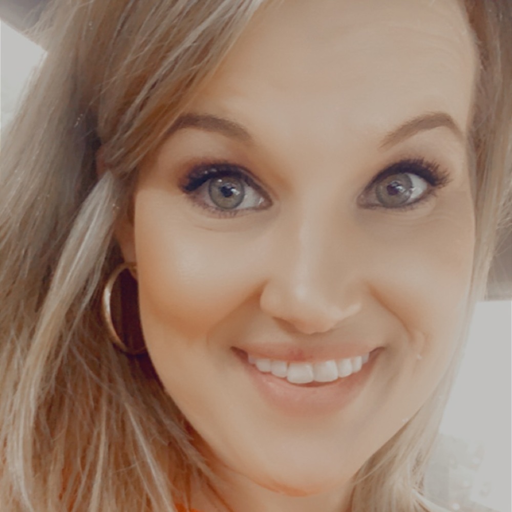 Meet your Posher, Nikki